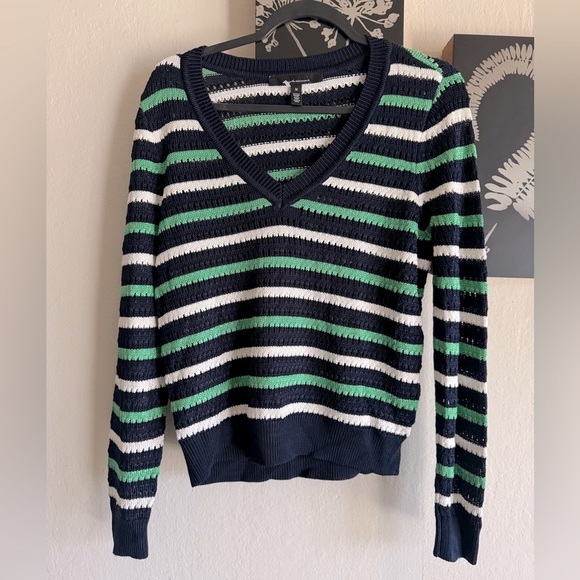 WHBM Long Sleeve Stripe V-Neck Pullover Sweater Crochet knit Size Medium - Picture 7 of 12